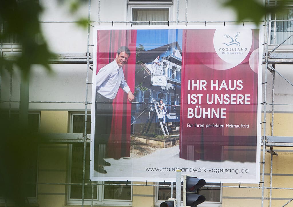 Außenwerbung : Ihr Haus ist unsere Bühne, Vogelsang. Grafikdesign von Hasegold in Osnabrück